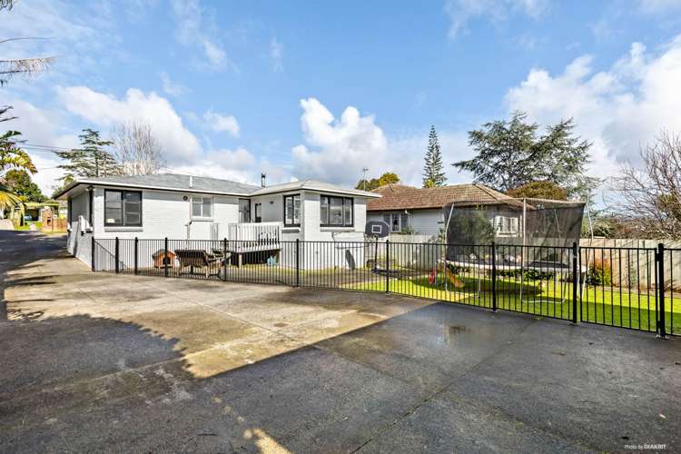 15 Amberley Avenue Te Atatu South_3
