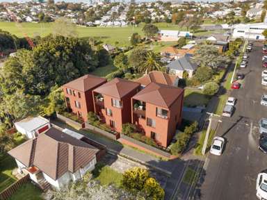 1-3/16 Moira Street_2