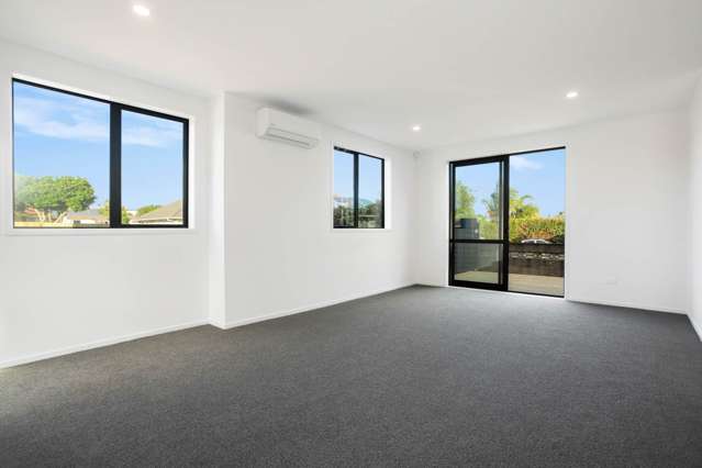 1/10 Shamrock Lane Te Atatu Peninsula_4