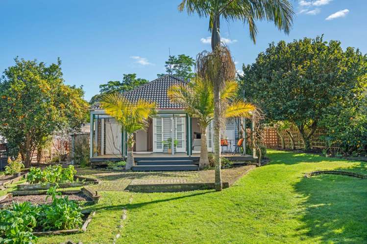 12 Weaver Street Whau Valley_25