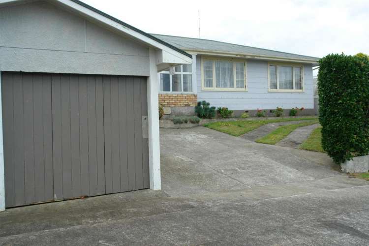 28 Cambridge Street Patea_0
