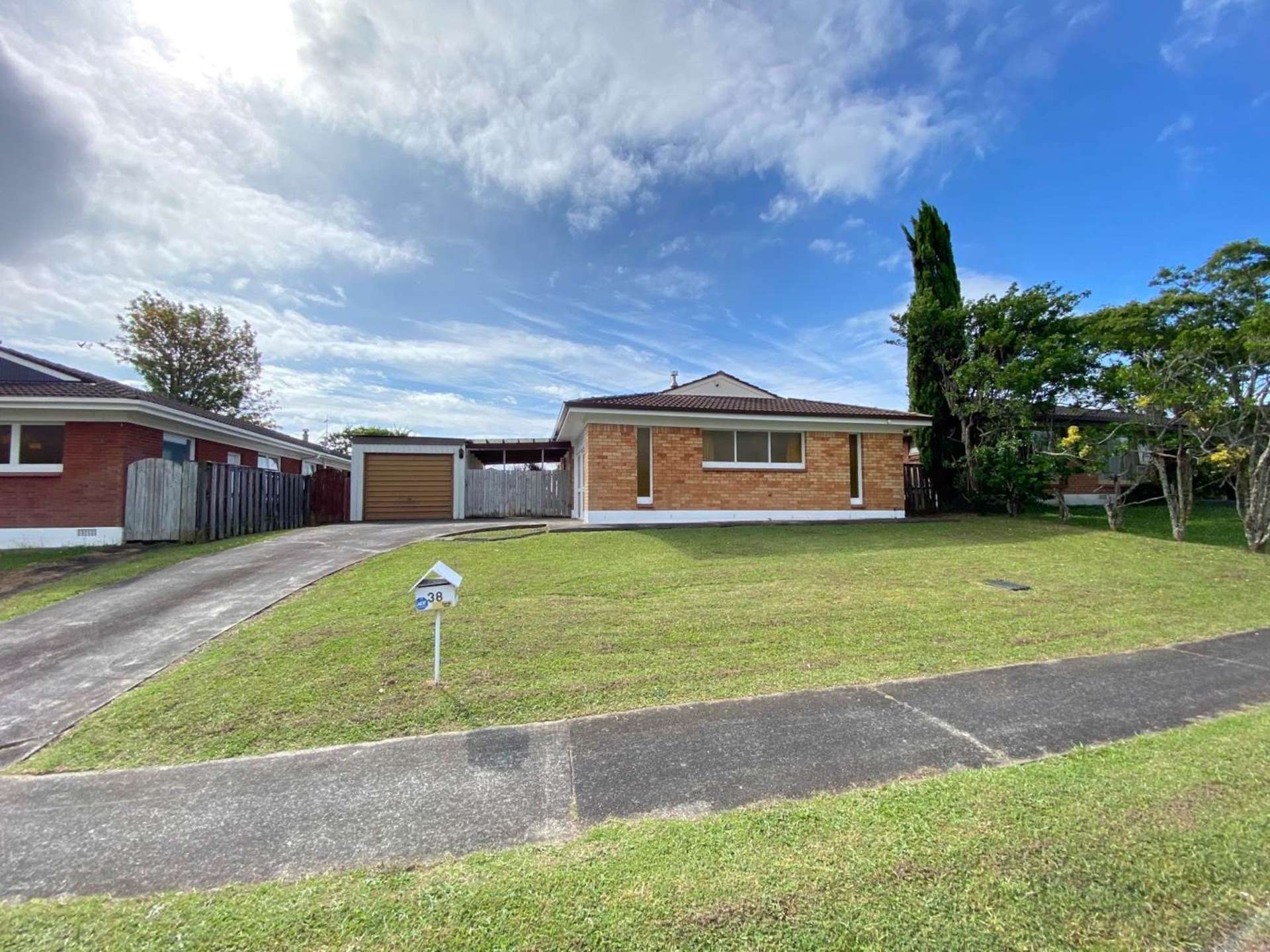 38 Tupaki Place Pakuranga Heights_0