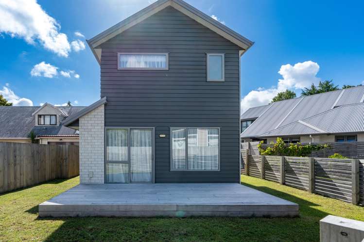 1/18 Pickering Crescent Chedworth_5