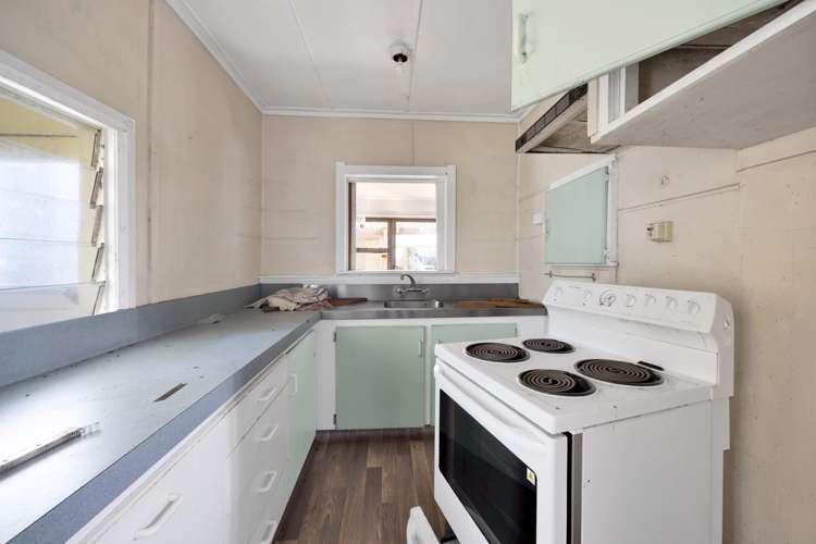 87 Whitcombe Road Opunake_10