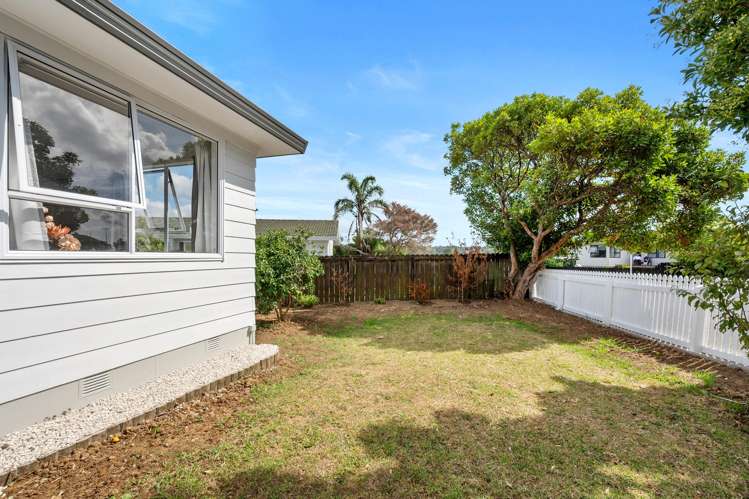 8 Childers Road Ranui_20