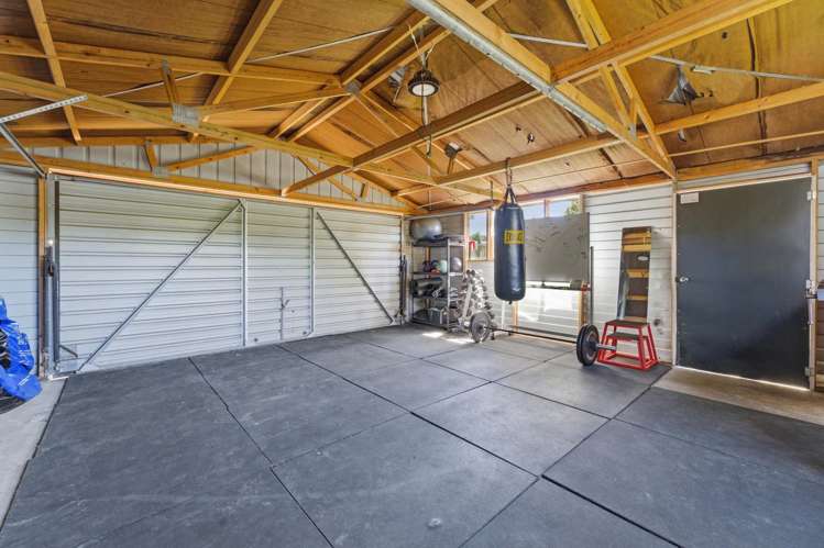 11 Ngatira Place Clendon Park_15