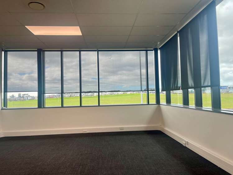 Unit 12/22 Highgate Parkway Silverdale_7