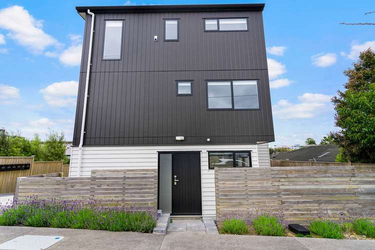 1/8 Knight Avenue Mount Albert_18