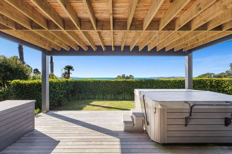 102 Vipond Road Stanmore Bay_7