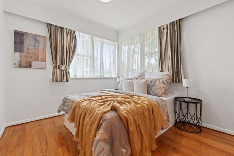 11 Koru Street Mangere Bridge_12