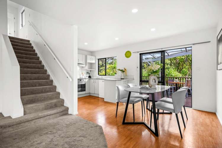 2/4 Harkin Close Albany_22