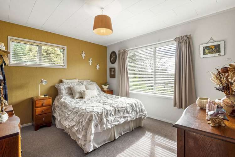 9 Sun Valley Hatfields Beach_12