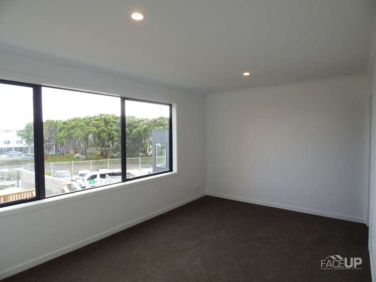 5 Hudson Bay Road Hobsonville_7