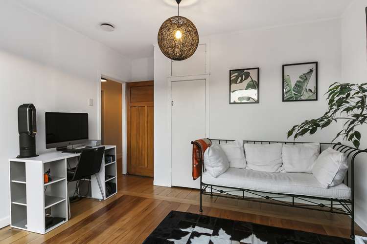 94 Fowlds Avenue Sandringham_8