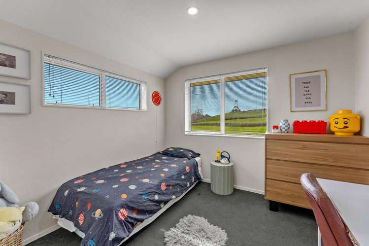 70 Isabella Drive Pukekohe_10