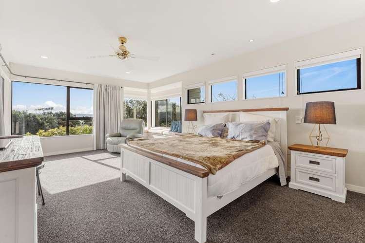 9 Kotare Place Sandspit_12