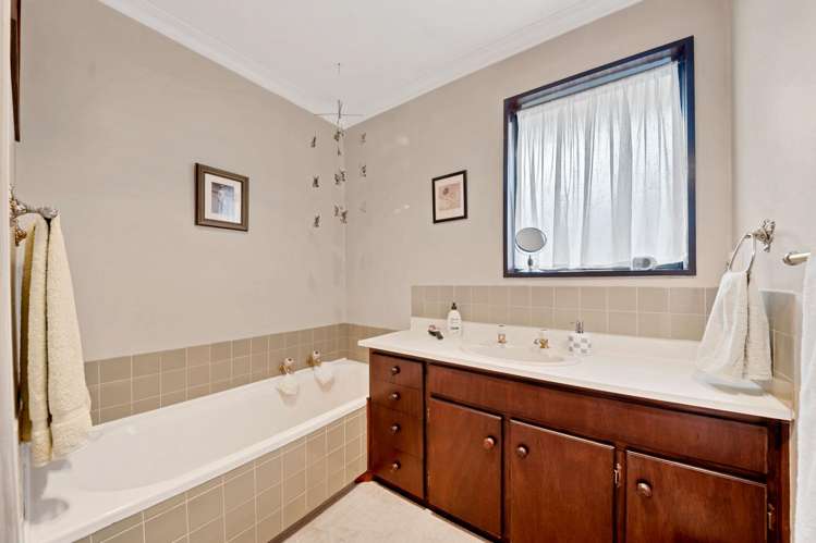 2/30 Strickland Street Somerfield_18