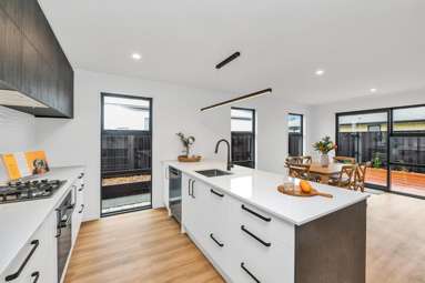 4A Dynes Road_4