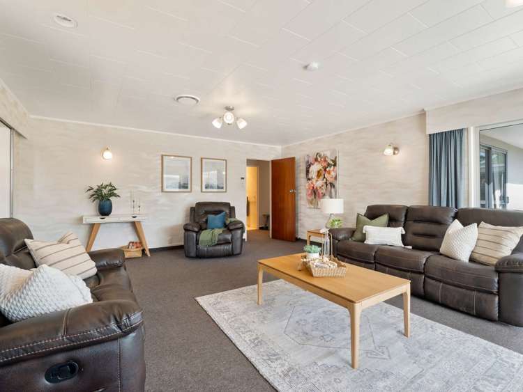 4 Sandstrom Grove Feilding_4