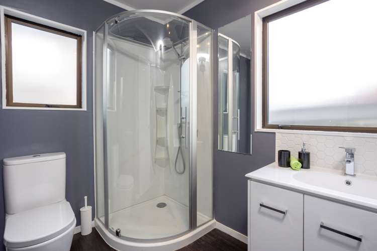 4/1687 Great North Road Avondale_14