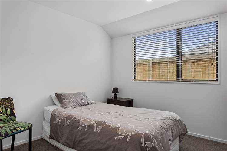 2 Stonyer Street Woodend_8