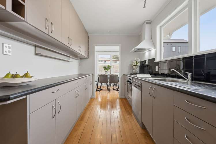 118 Moore Street Howick_15