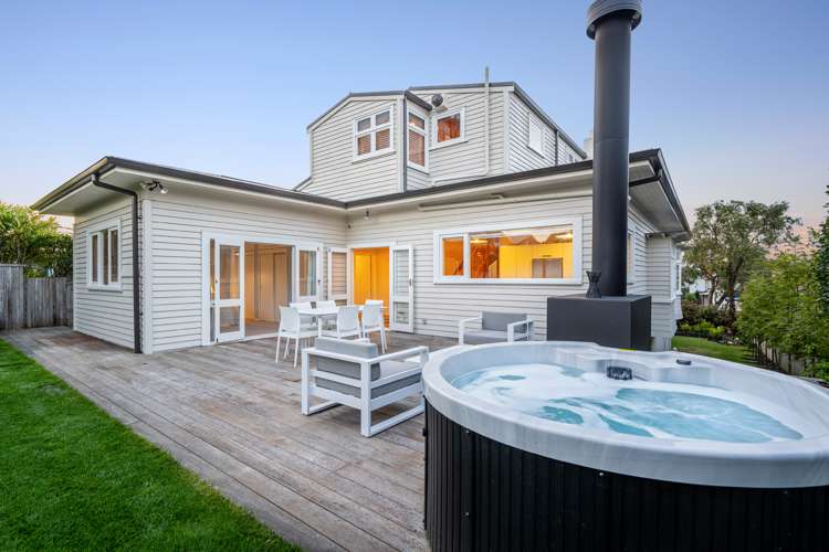 76 West End Road Westmere_16