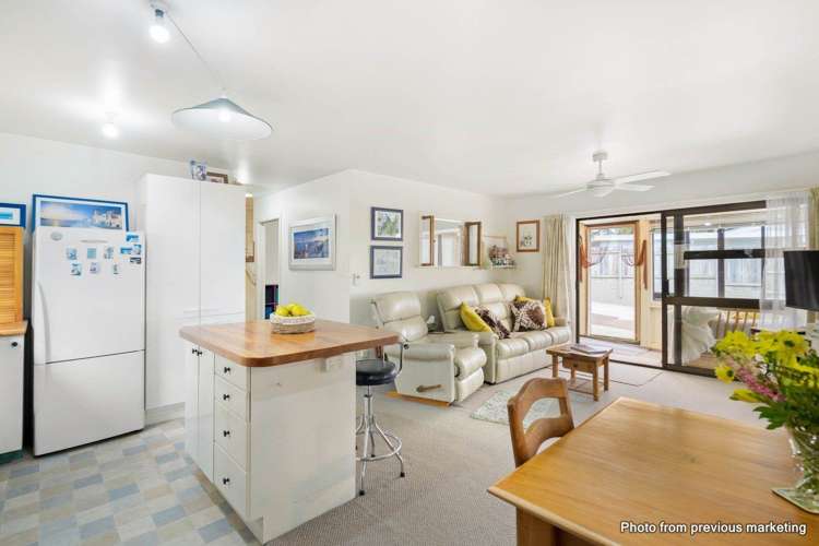 4 Brian Crescent Stanmore Bay_7