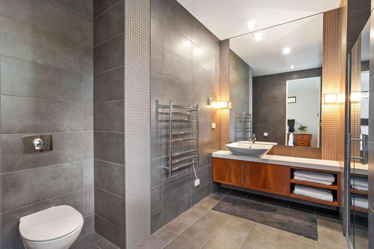 11 Kingscliff Rise Dairy Flat_42