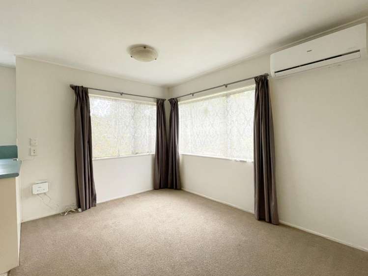 2/3 Elmwood Pl 10686_3