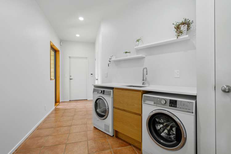 5 Curnow Place Leamington_28