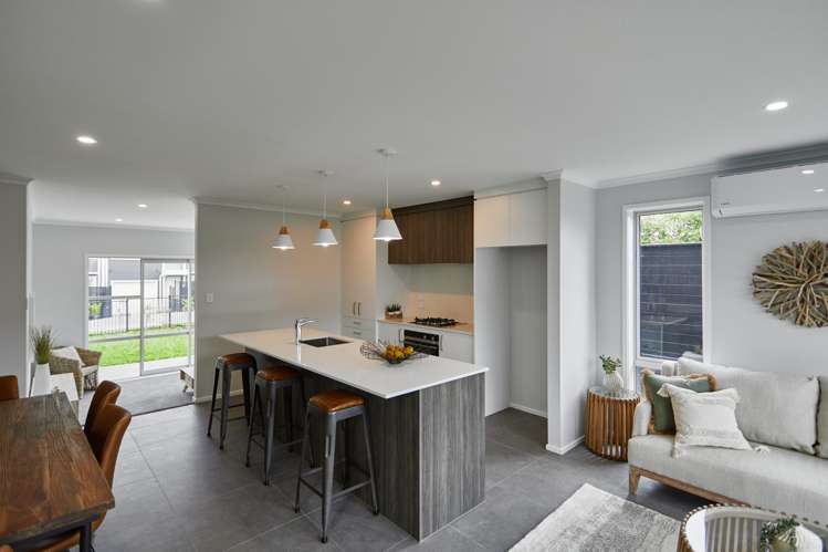 46 Karepiro Drive_4