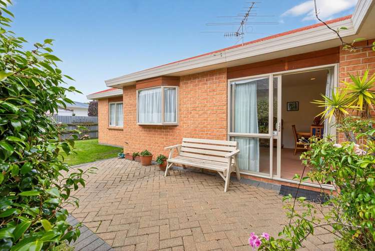 14 Kawatiri Grove Wainuiomata_18