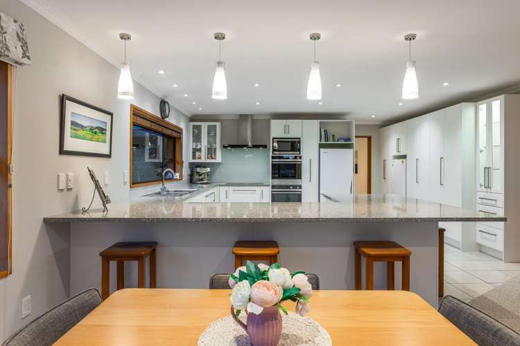 1 Stoneleigh Grove Paraparaumu_5