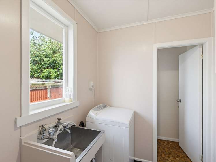 16 Kesteven Avenue Parkvale_14