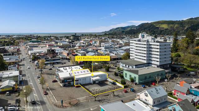 Central Nelson Warehouse with Fenced Yard