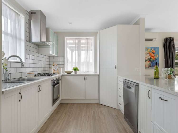 1/1 Cooper Place Papakura_10