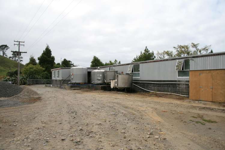 292 Gordon Road Toko_5