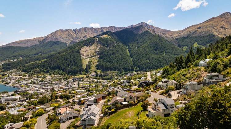 15 Manchester Place Queenstown Hill_12