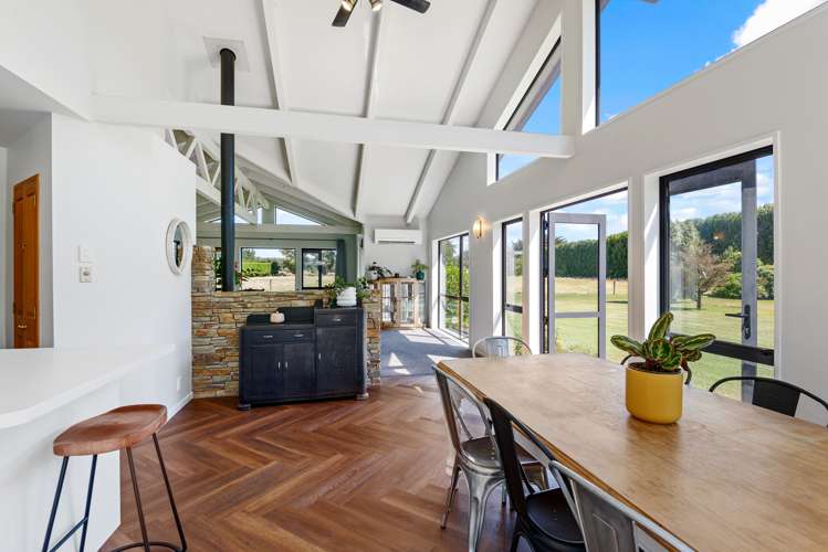 15 Park Road Motukarara_8