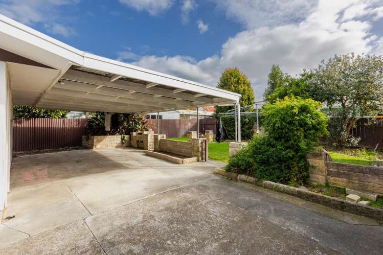 37 Robinson Crescent Tamatea_14