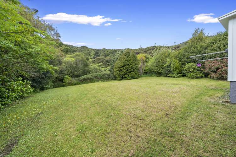 51 Wilkie Crescent Naenae_11