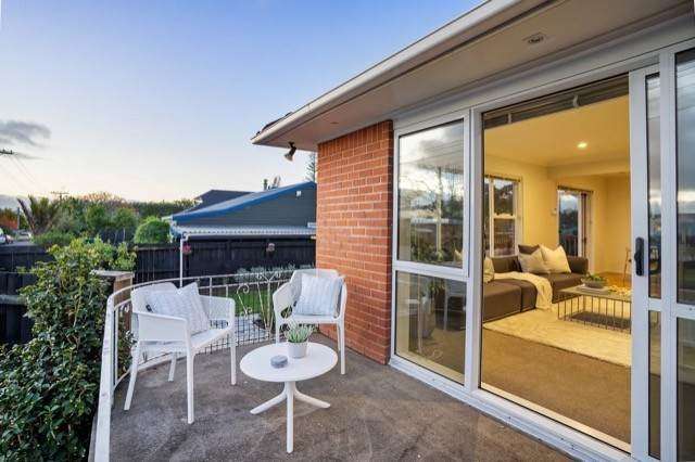 14 Tainui Terrace Mangere Bridge_2