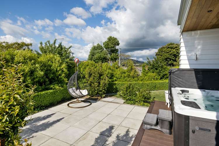 1 Alan Livingston Drive Cambridge_9