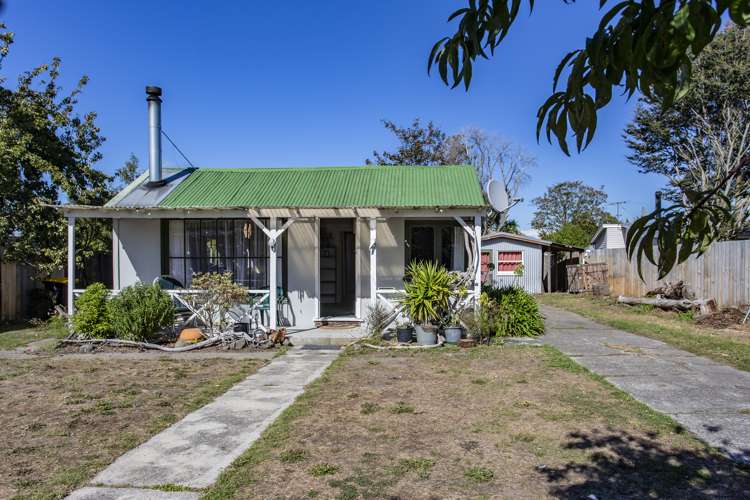 29 Cross Street Waikuku Beach_11