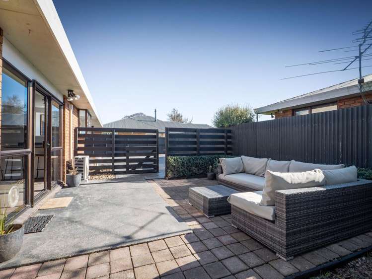 2/4 Banks Street Templeton_11