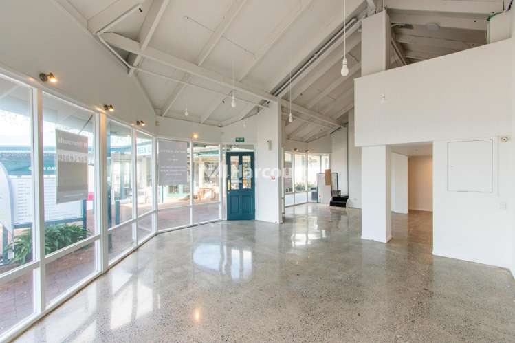 Shop 1/376-378 Beach Road_0