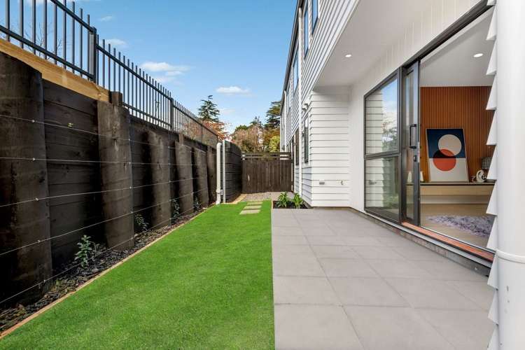 27 Red Hill Road Red Hill_5