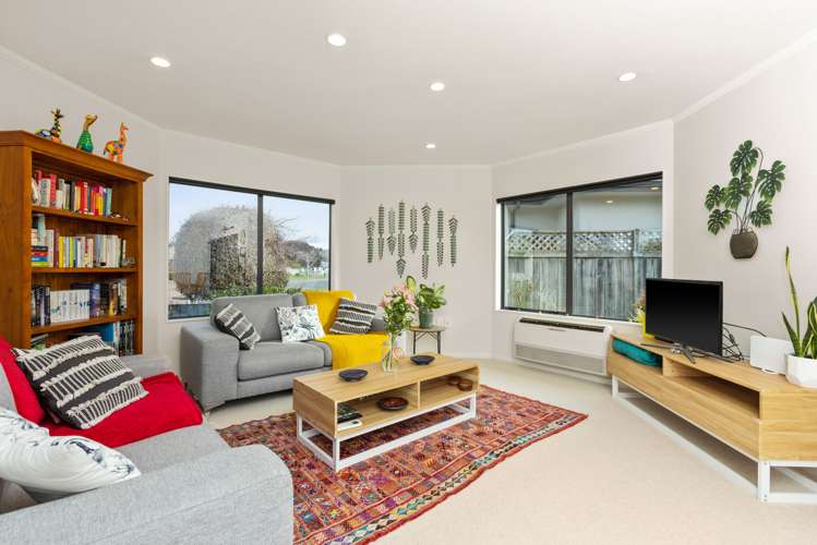 34 Kensington Drive Taradale_7