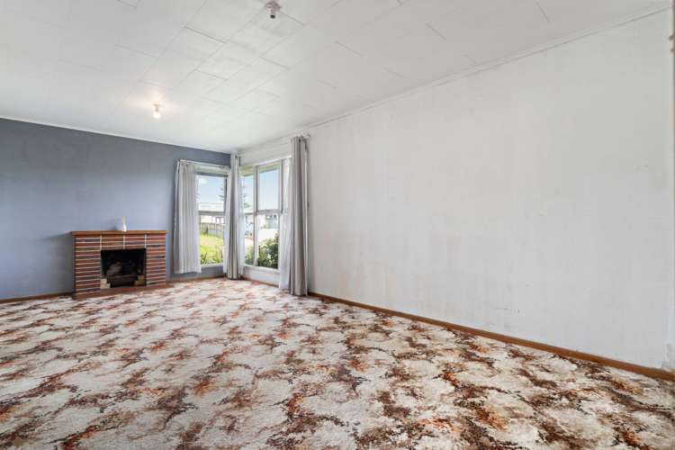 32 Ashgrove Road Mangere_8